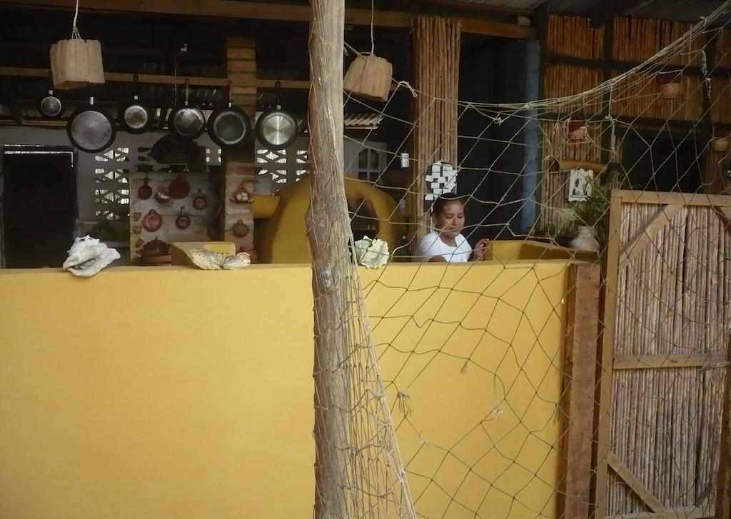 Caribbean Coral Inn Tela Εξωτερικό φωτογραφία