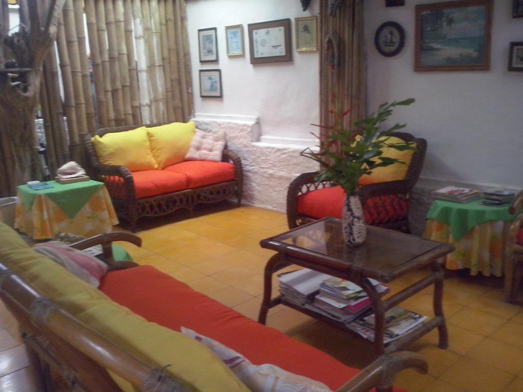 Caribbean Coral Inn Tela Εξωτερικό φωτογραφία