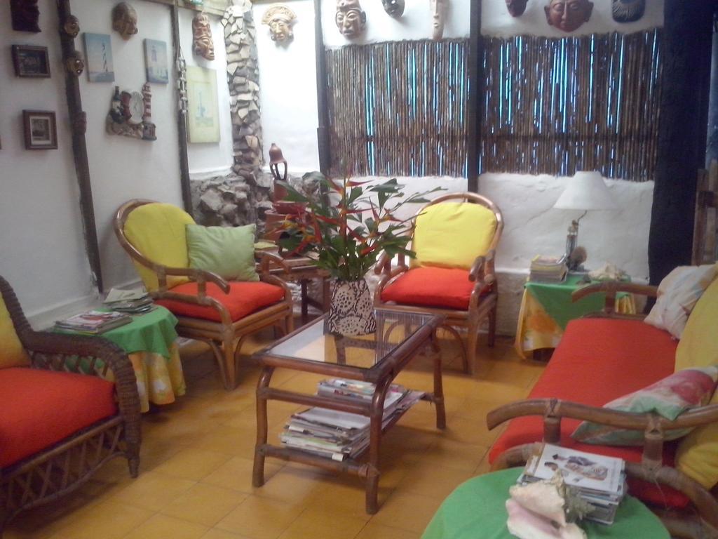Caribbean Coral Inn Tela Εξωτερικό φωτογραφία